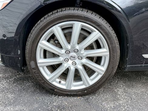 Used 2017 Volvo S90 T6 Inscription w/ Vision Package AWD/4WD image 11