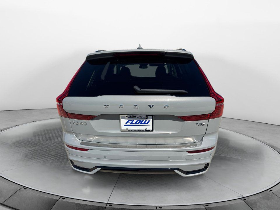 Used 2025 Volvo XC60 T8 Ultra w/ Protection Package Premier AWD/4WD image 14