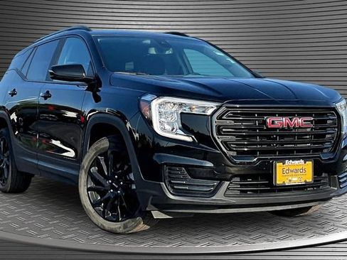 Used 2023 GMC Terrain SLE w/ Elevation Edition AWD/4WD image 3