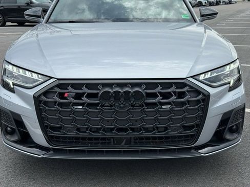 Used 2025 Audi S8 image 2