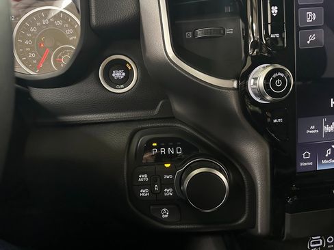 New 2026 RAM 1500 4x4 Crew Cab image 22