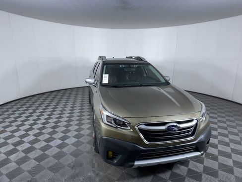 Used 2022 Subaru Outback Touring XT image 2