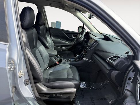 Used 2020 Subaru Forester Touring AWD/4WD image 19