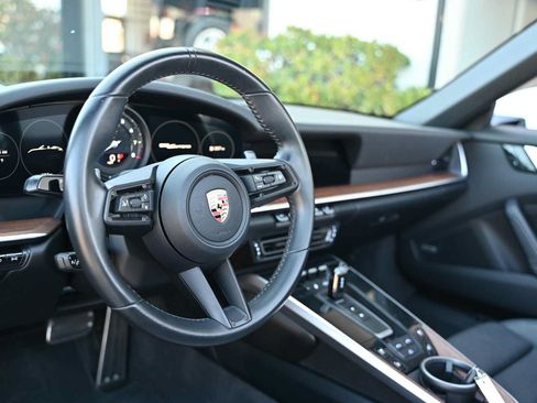 Used 2020 Porsche 911 Carrera image 17