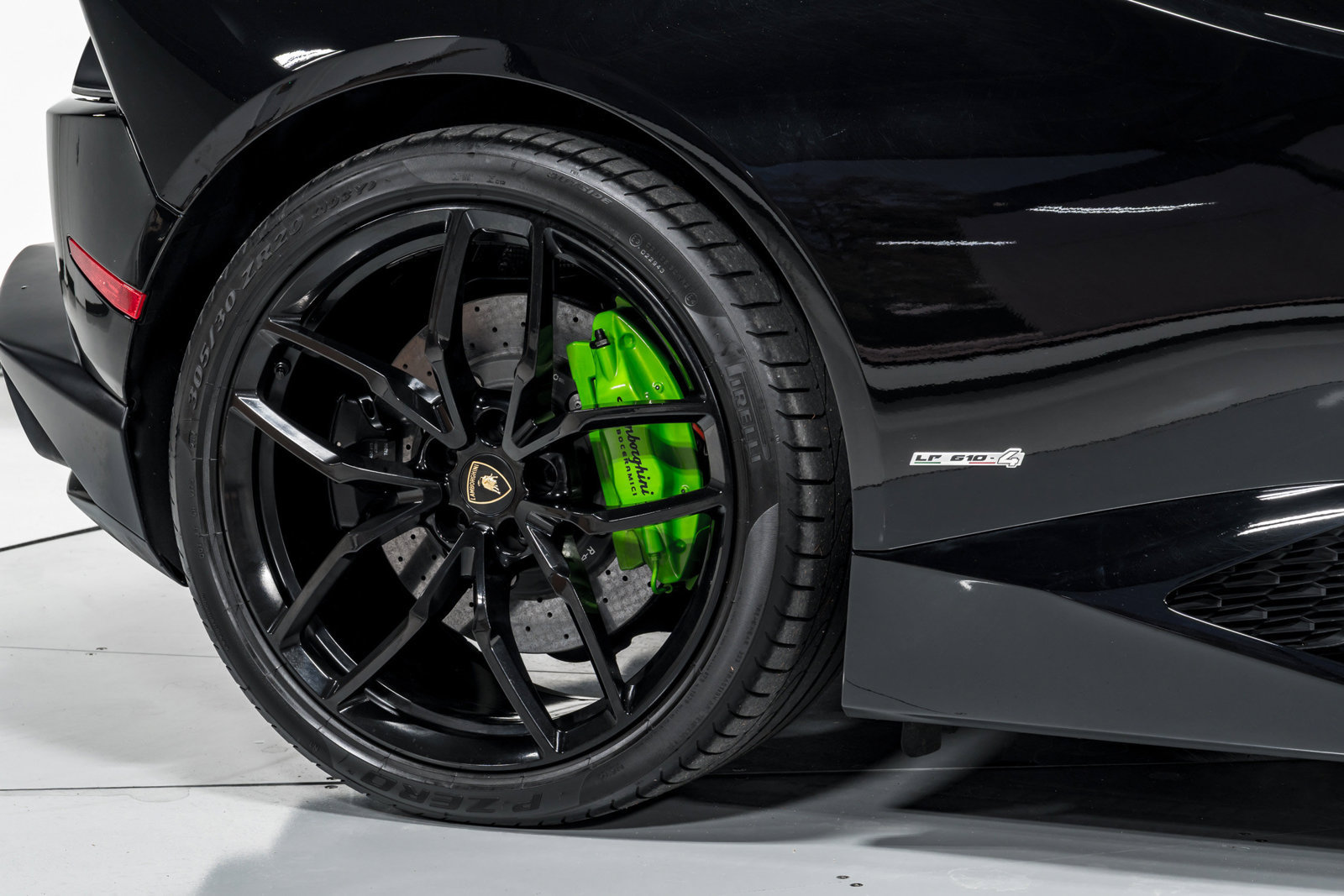 Used 2016 Lamborghini Huracan LP 610-4 AWD/4WD image 47