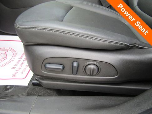 Used 2024 Buick Encore GX Sport Touring w/ Comfort Package image 6