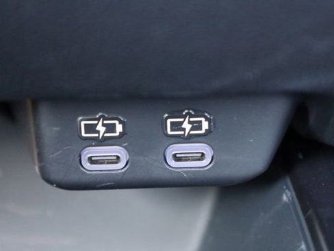 Used 2024 Lexus UX 250h F Sport image 28