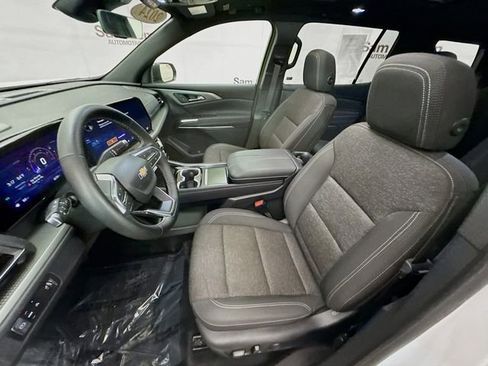 Used 2024 Chevrolet Traverse LT w/ LPO, Floor Liner Package image 23