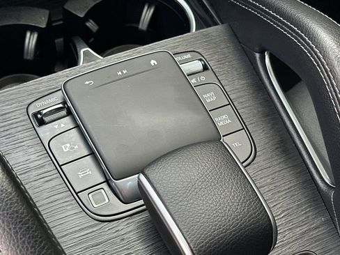 Used 2025 Mercedes-Benz GLE 350 4MATIC image 21
