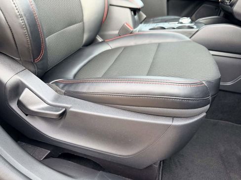 Used 2025 Ford Escape ST-Line image 12