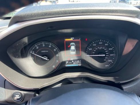 Used 2021 Subaru Crosstrek 2.0i Premium w/ Moonroof Package AWD/4WD image 6