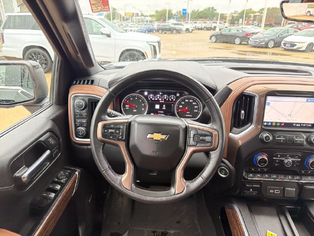 Certified 2020 Chevrolet Silverado 1500 High Country w/ Technology Package AWD/4WD image 13