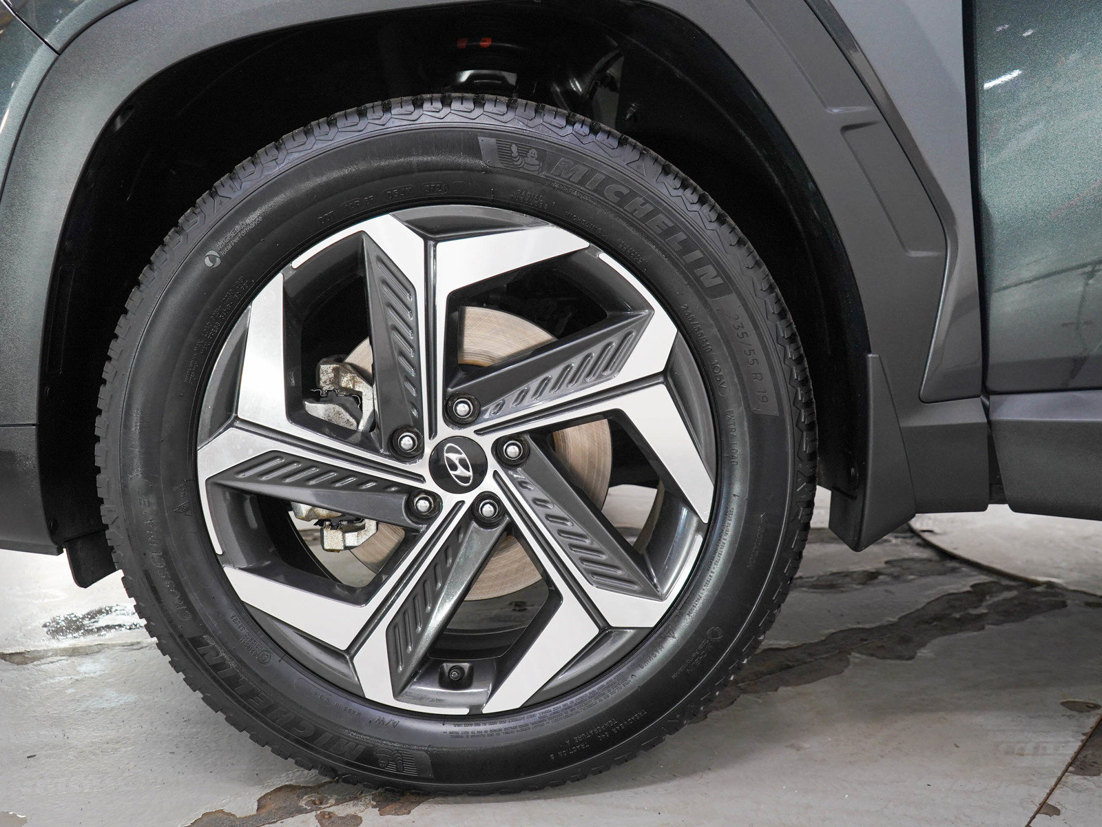 Used 2023 Hyundai Tucson Limited w/ Cargo Package AWD/4WD image 30