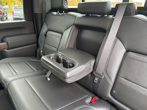 Used 2023 GMC Sierra 3500 Denali image 58