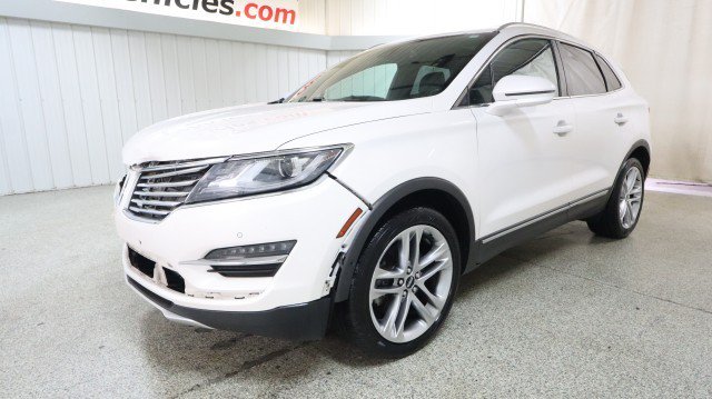Used 2018 Lincoln MKC Reserve AWD/4WD image 2