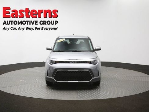 Used 2025 Kia Soul LX w/ LX Technology Package FWD image 52