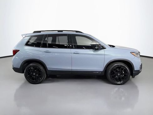 Used 2024 Honda Passport Black Edition image 8
