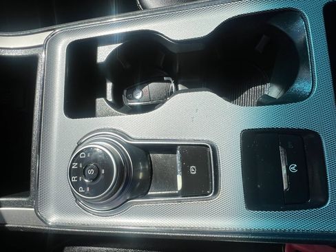 Used 2021 Ford Edge SEL FWD image 24