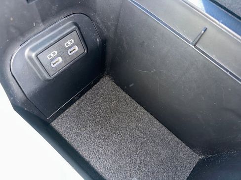 Used 2024 Toyota RAV4 XLE image 24