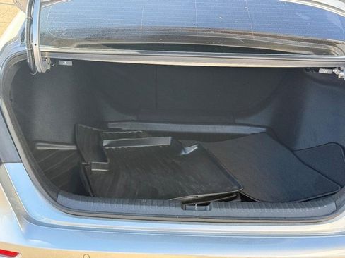 Used 2023 Honda Accord EX-L image 9