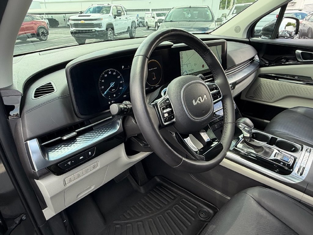 Used 2024 Kia Carnival SX Prestige FWD image 10
