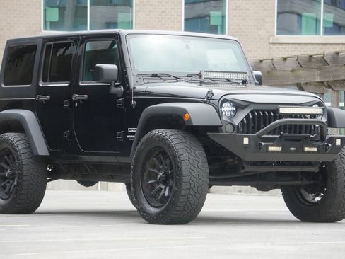 Used 2016 Jeep Wrangler Unlimited Sport w/ Quick Order Package 24S AWD/4WD image 21