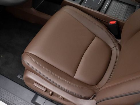 New 2026 Honda Odyssey Touring image 15