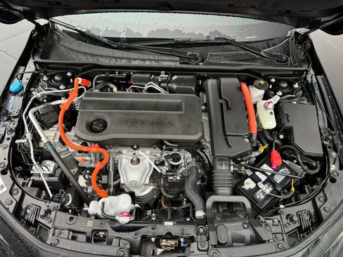 Certified 2025 Honda Civic Sport Touring image 25