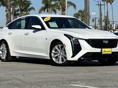 New 2025 Cadillac CT5 Premium Luxury image 2