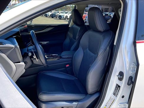 Used 2024 Lexus NX 350h AWD w/ Vision Package image 7