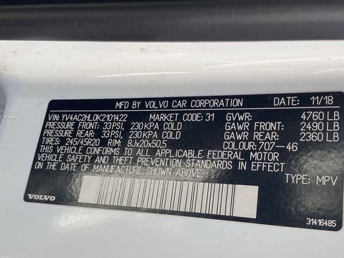 Used 2019 Volvo XC40 T4 Inscription FWD image 34