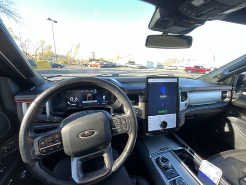 Used 2023 Ford Expedition Timberline image 10