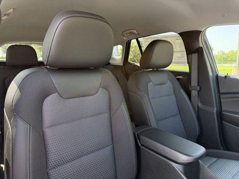 New 2025 Chevrolet Trax LT w/ Driver Confidence Package image 11