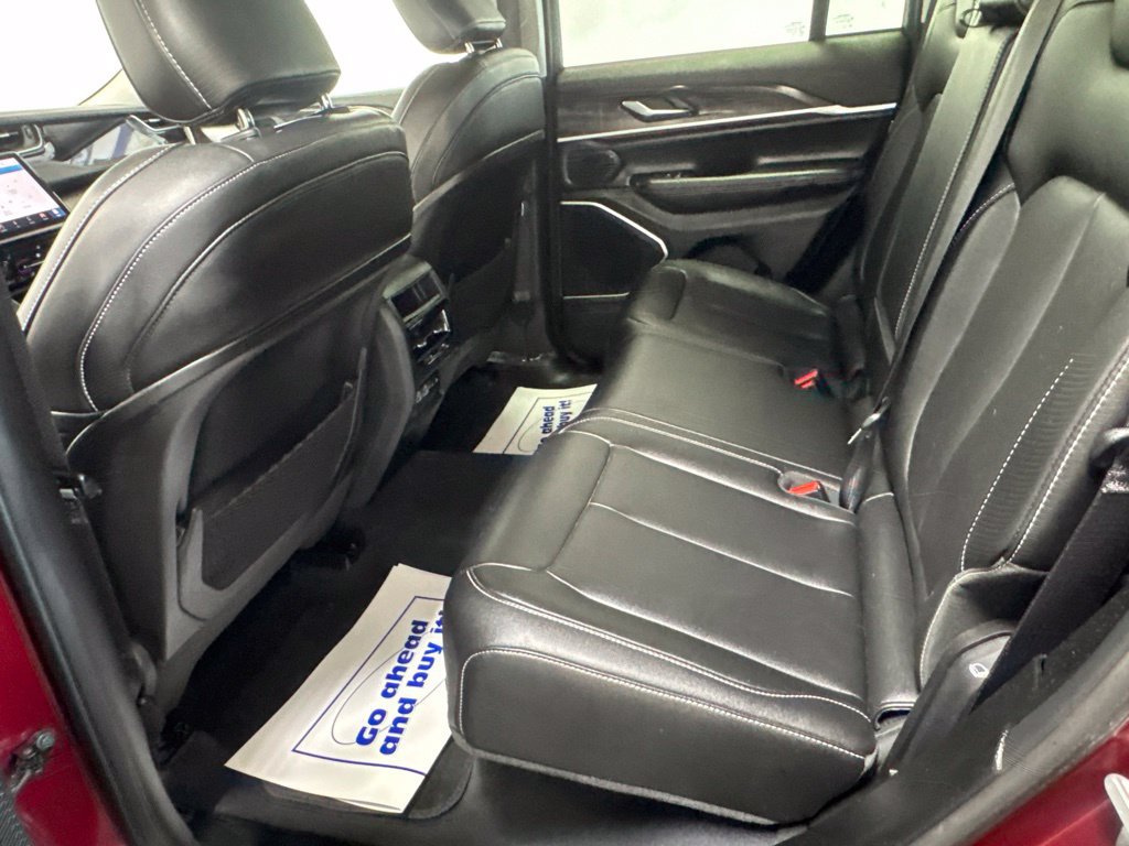 Used 2023 Jeep Grand Cherokee 4WD 4xe image 28