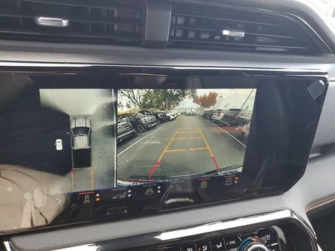 New 2026 GMC Sierra 2500 AT4 w/ AT4 Premium Plus Package image 23