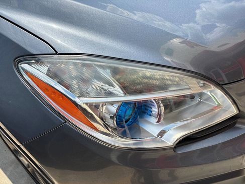 Used 2014 Buick Encore FWD image 18