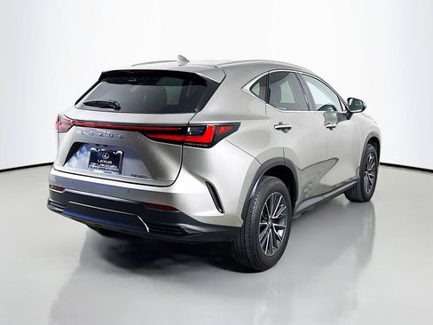 Certified 2025 Lexus NX 250 FWD w/ Premium Package image 5