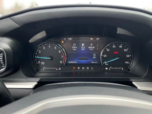 Used 2022 Ford Explorer XLT w/ Equipment Group 202A image 17