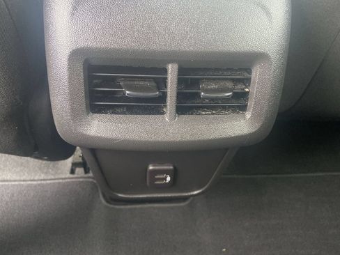 Certified 2023 Chevrolet Equinox LT AWD/4WD image 21