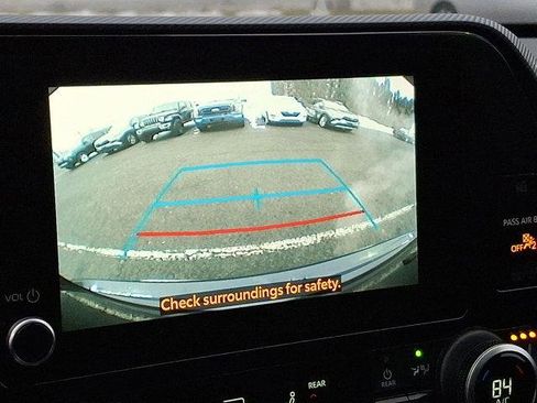 Certified 2024 Toyota Highlander XSE image 17