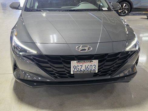Certified 2023 Hyundai Elantra SEL w/ Convenience Package image 9