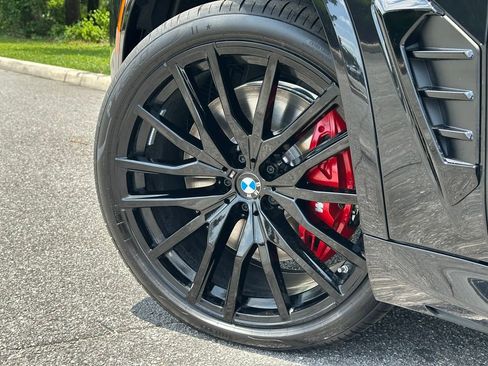 New 2026 BMW X5 M60i w/ Climate Comfort Package AWD/4WD image 9