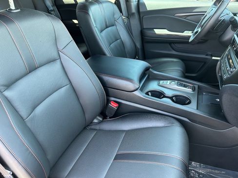 Certified 2025 Honda Ridgeline TrailSport image 11