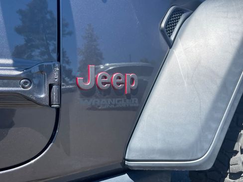 Used 2019 Jeep Wrangler Unlimited Rubicon AWD/4WD image 14