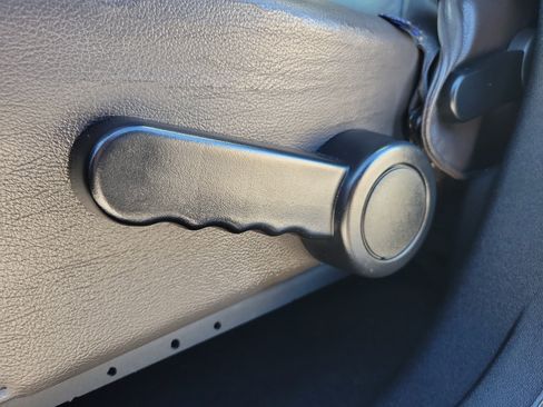 Used 2014 Jeep Wrangler Unlimited Rubicon w/ Connectivity Group image 13