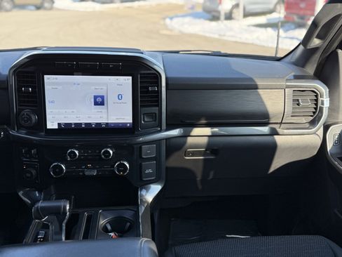 Used 2022 Ford F150 XLT w/ Equipment Group 302A High image 15