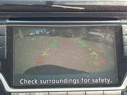 Used 2018 Nissan Sentra SR FWD image 17