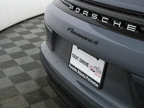 New 2026 Porsche Panamera 4 image 37