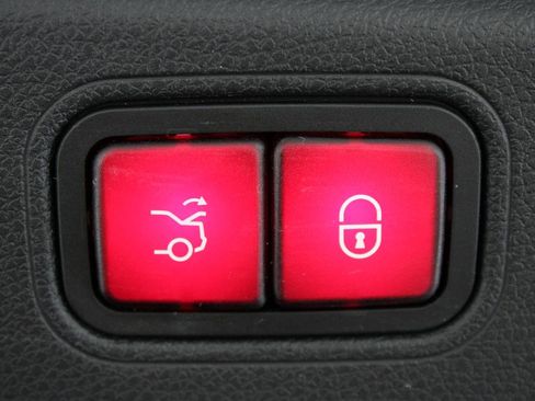 Used 2020 Mercedes-Benz CLS 450 w/ Premium Package image 72