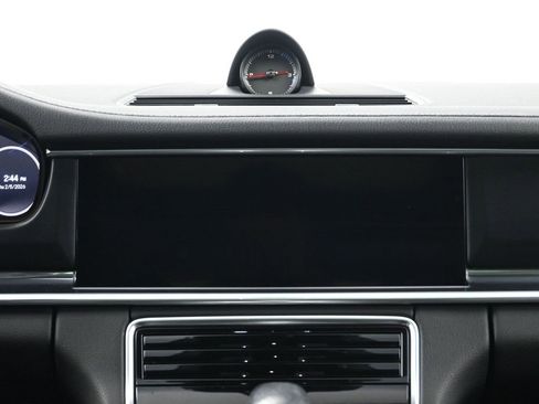 Used 2022 Porsche Panamera Platinum Edition image 11